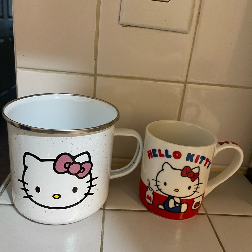 Hello Kitty Mug Bundle